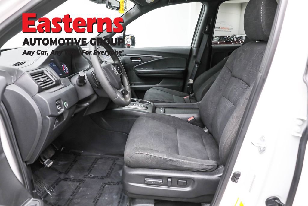 Used 2022 Honda Pilot Sport image 14