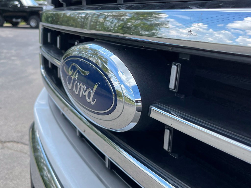 Used 2021 Ford F150 Lariat AWD/4WD image 4