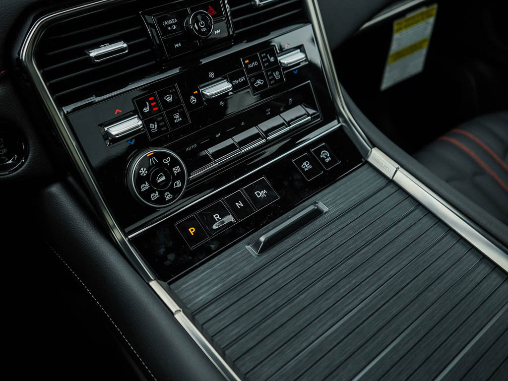 New 2026 Nissan Armada PRO-4X image 28