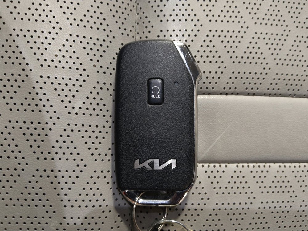 Used 2021 Kia Sorento EX image 32