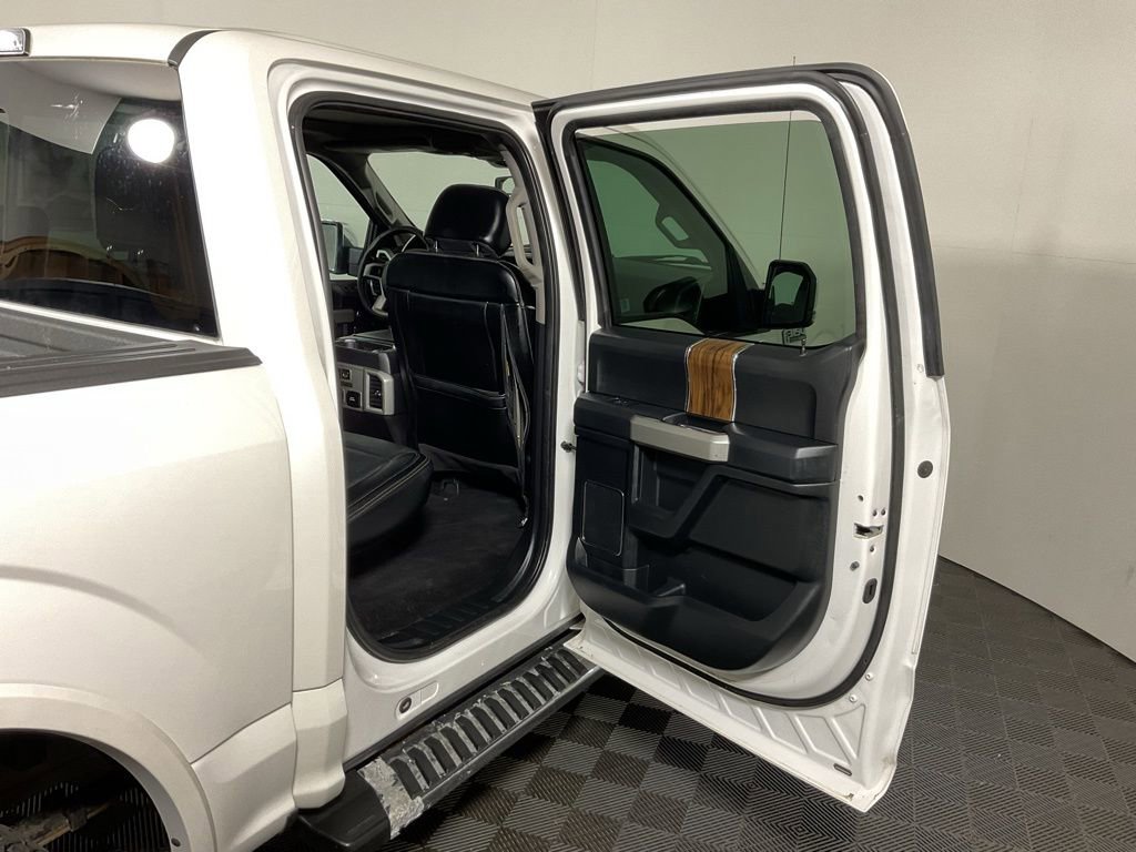 Used 2018 Ford F150 Lariat w/ Equipment Group 502A Luxury AWD/4WD image 35