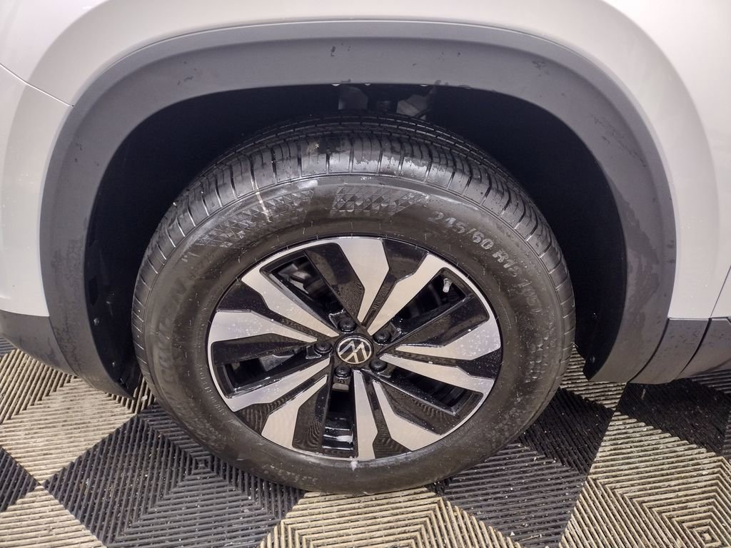 New 2026 Volkswagen Atlas SE image 5