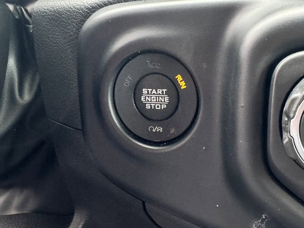 Used 2022 Jeep Gladiator Sport AWD/4WD image 25