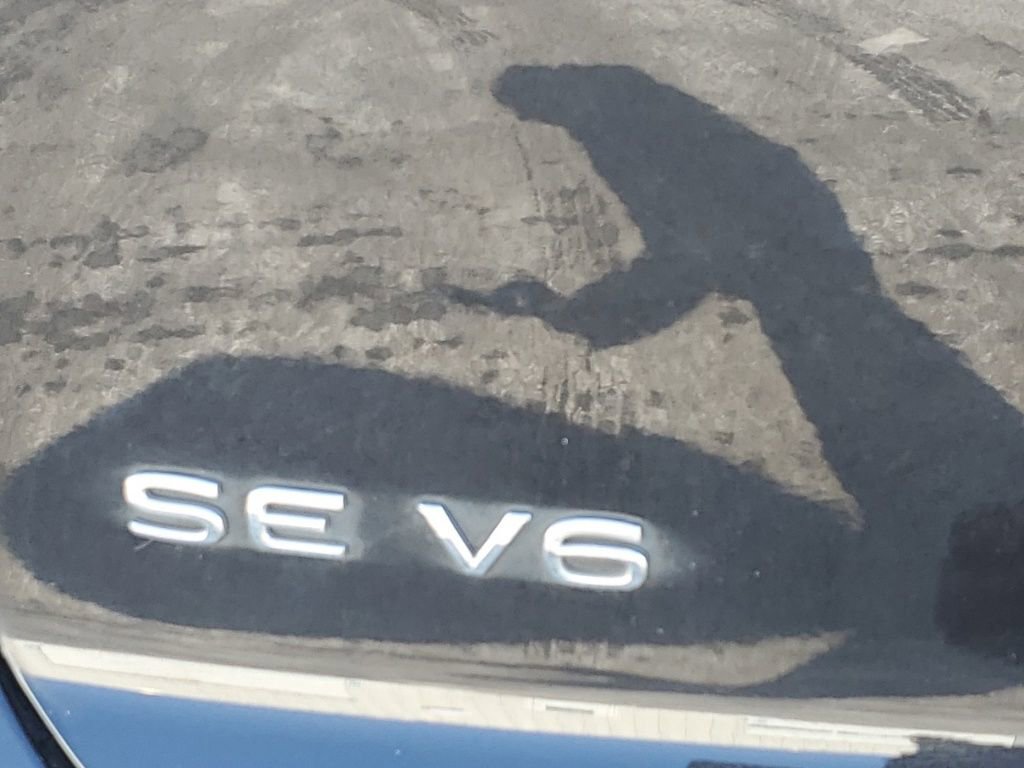 Used 2022 Volkswagen Atlas Cross Sport SE image 5