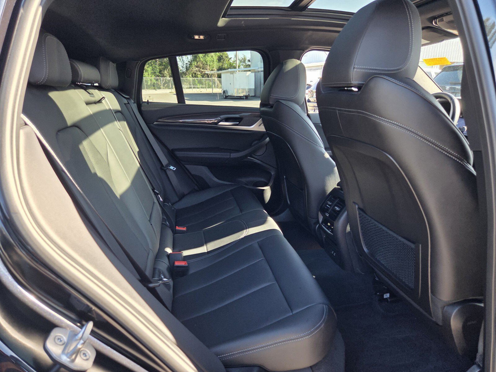 Used 2023 BMW X4 M40i w/ Premium Package AWD/4WD image 16
