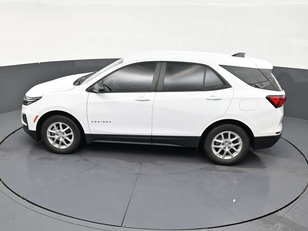 Used 2023 Chevrolet Equinox LS FWD image 13