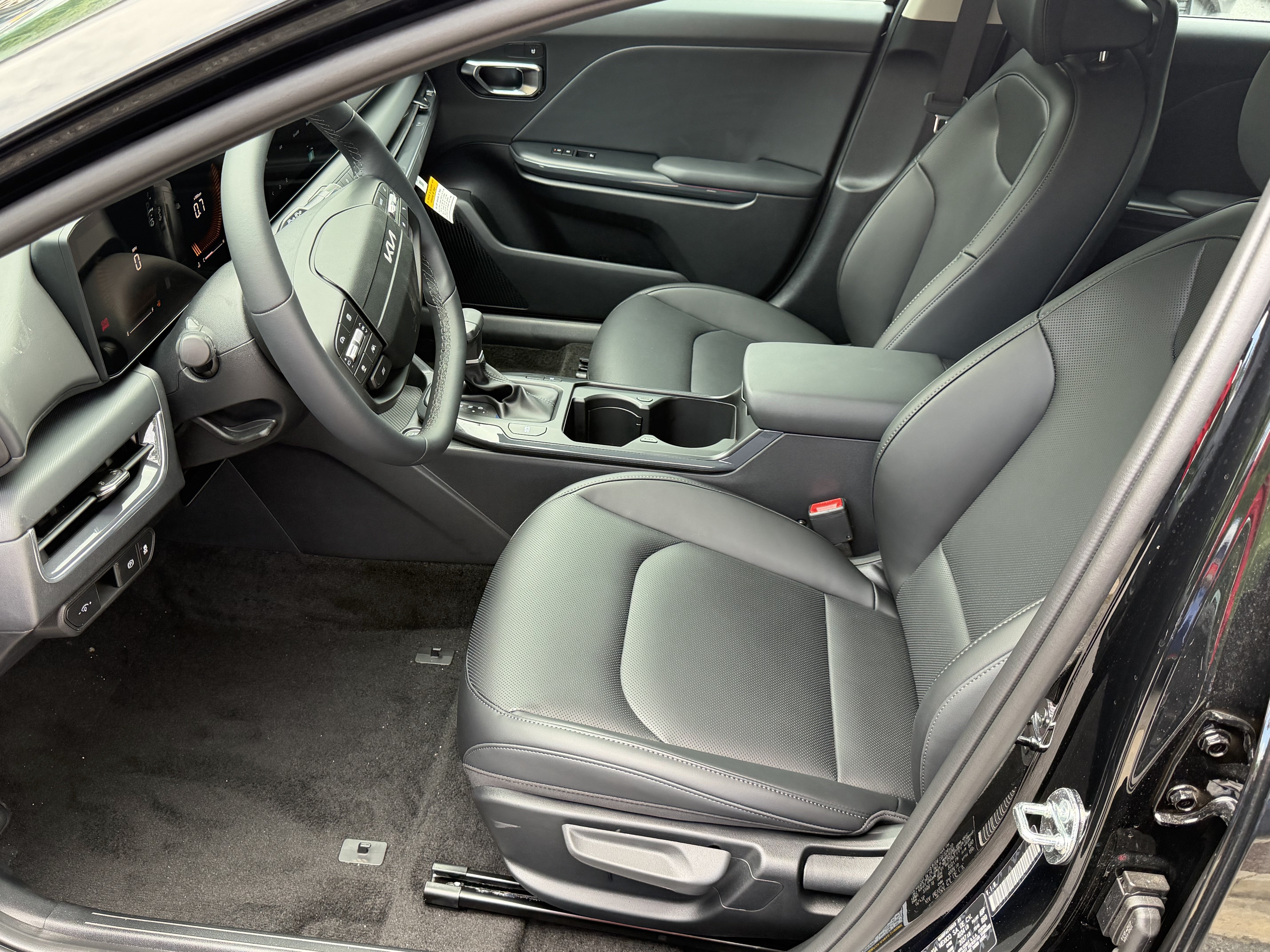 New 2026 Kia K4 GT-Line Turbo FWD image 39