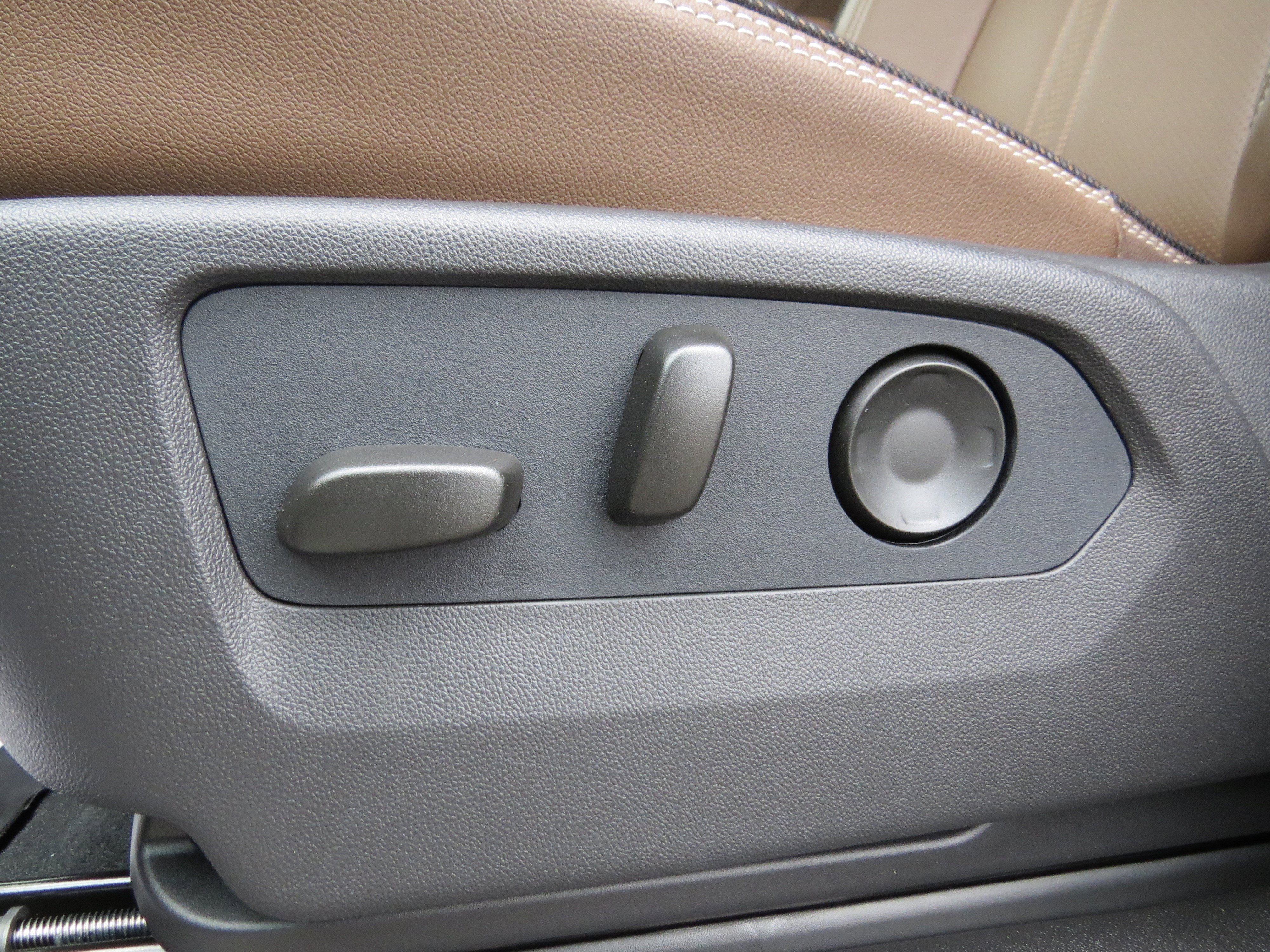 New 2026 Chevrolet Tahoe High Country image 17