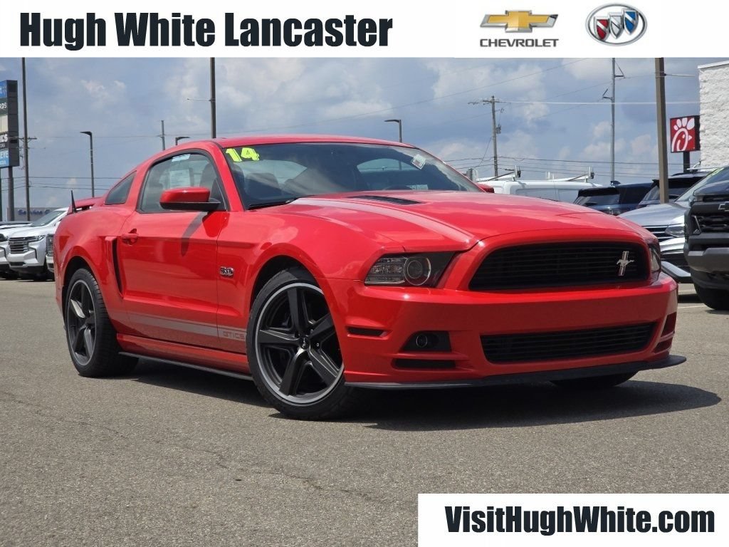 Used 2014 Ford Mustang GT Premium w/ Equipment Group 402A RWD image 2