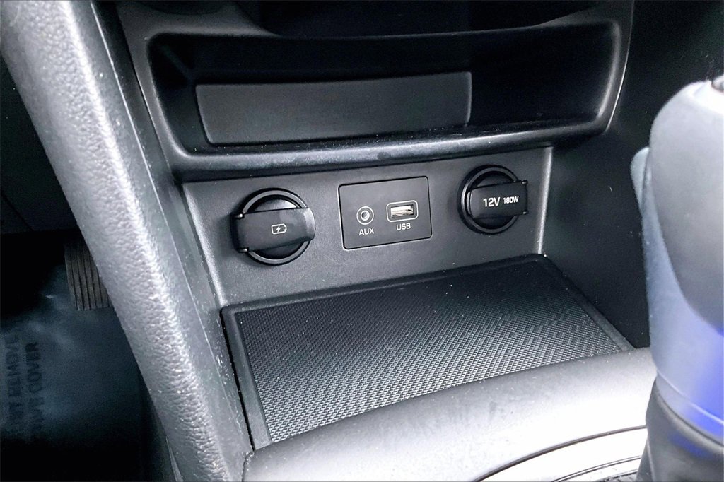 Used 2020 Hyundai Kona SEL image 32