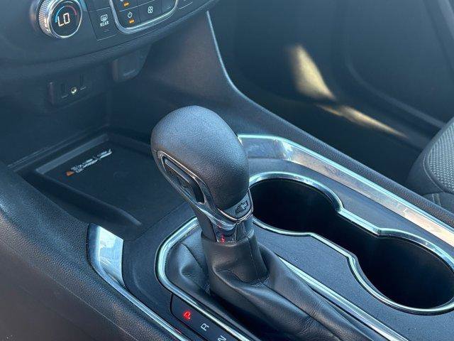 Used 2023 Chevrolet Traverse LT FWD image 31