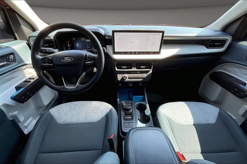 Used 2025 Ford Maverick XLT FWD image 12