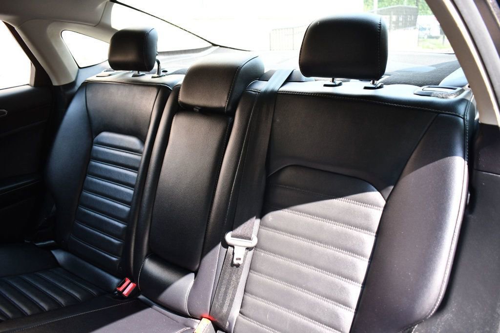 Used 2017 Ford Fusion Energi SE image 37