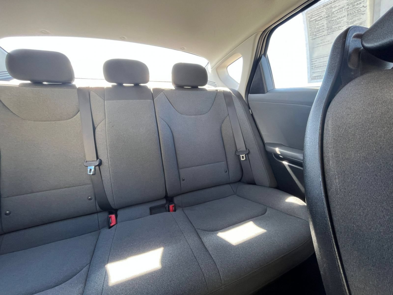 Used 2025 Kia K4 FWD image 32