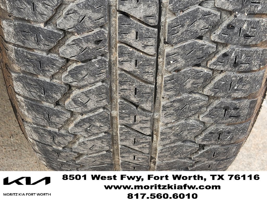 Used 2025 Chevrolet Silverado 1500 LT Trail Boss w/ Convenience Package II AWD/4WD image 10
