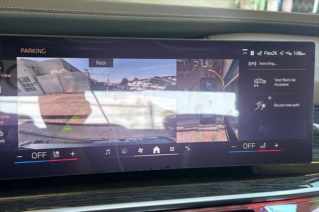 New 2026 BMW 760i xDrive w/ Executive Package image 17