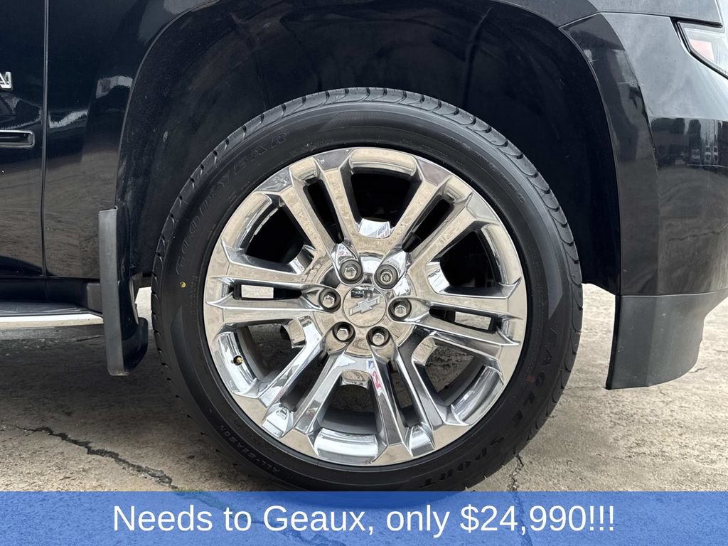 Used 2019 Chevrolet Suburban Premier RWD image 21