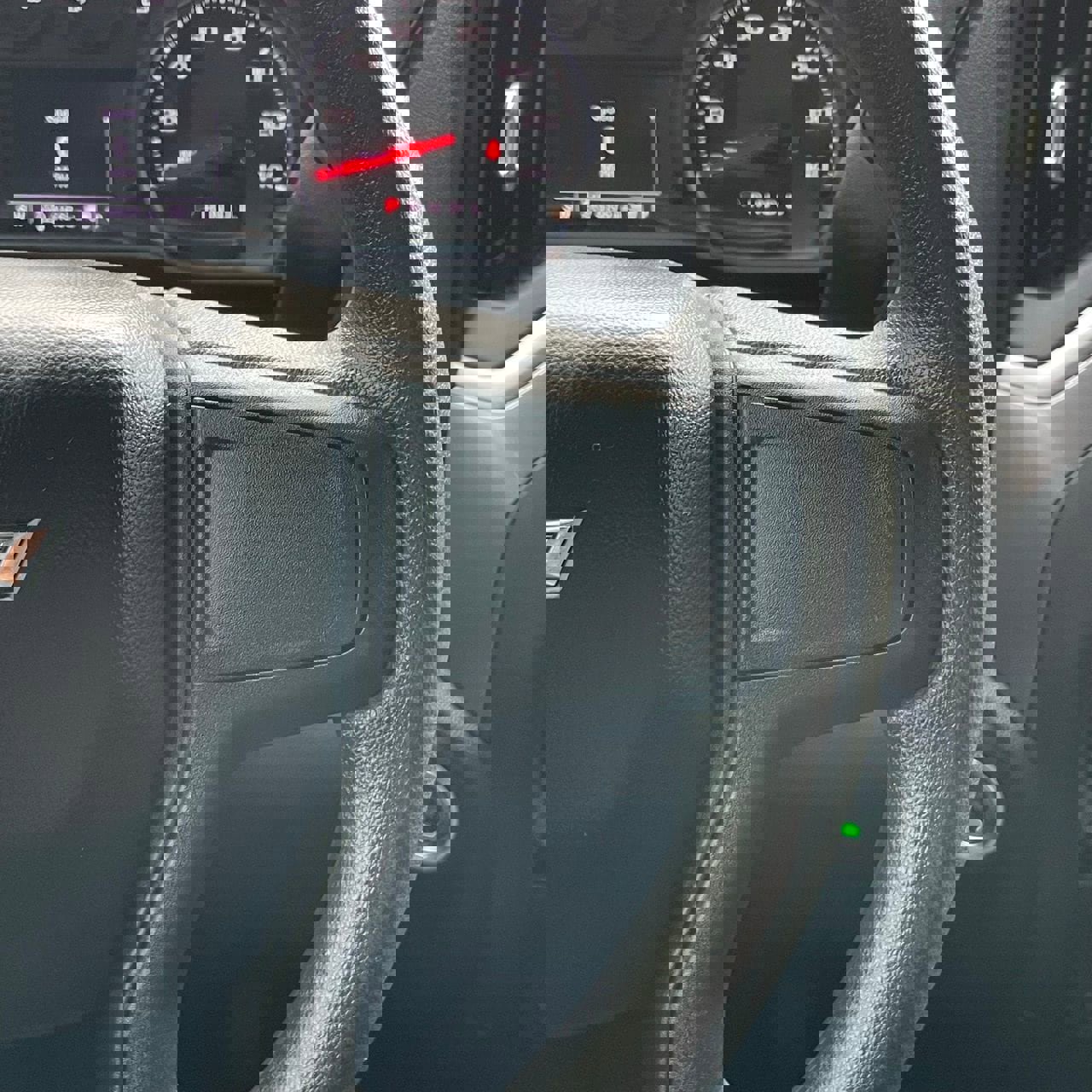 Used 2025 Chevrolet Silverado 2500 Custom w/ Custom Value Package image 15