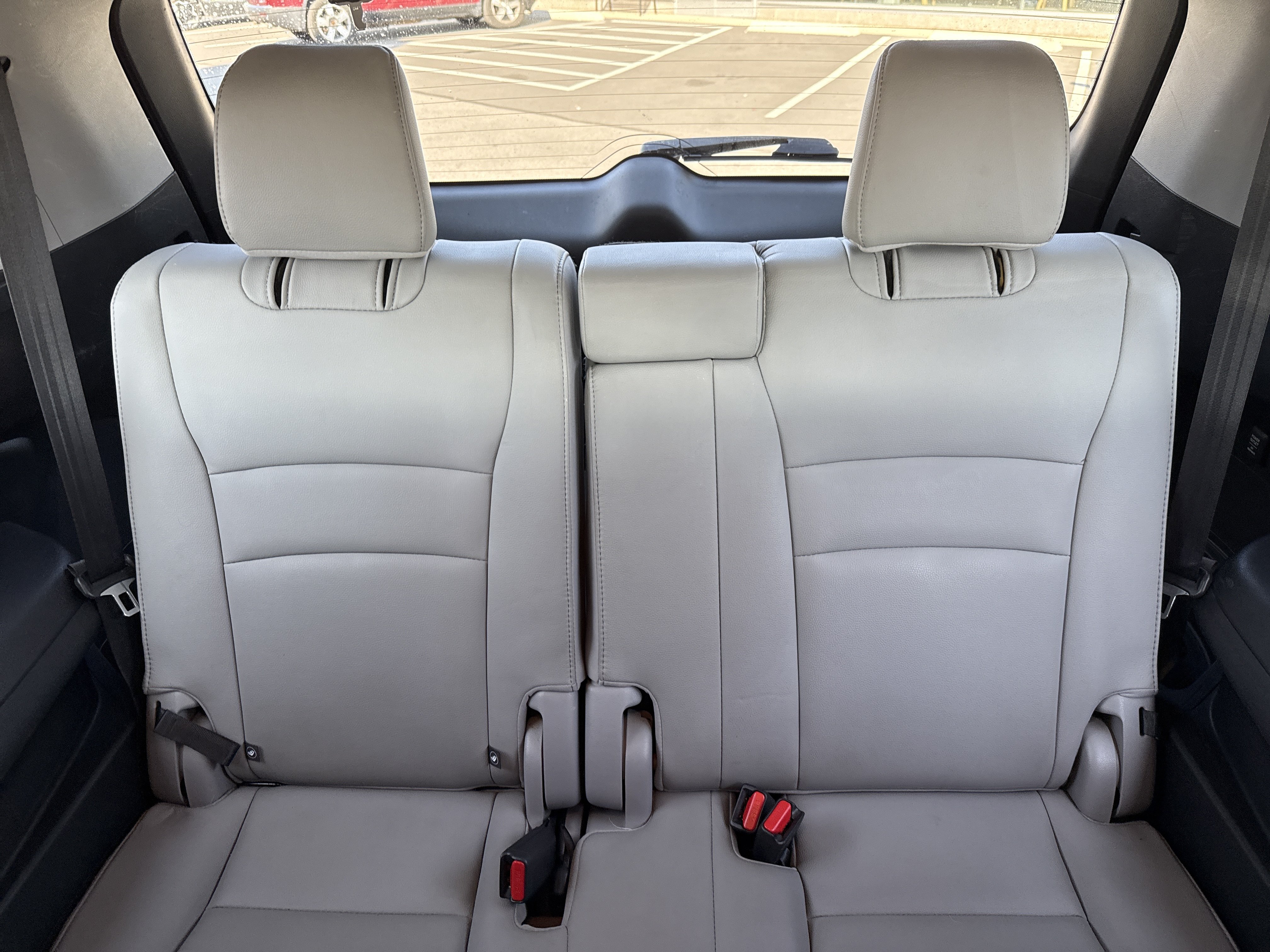 Used 2016 Honda Pilot Touring image 14