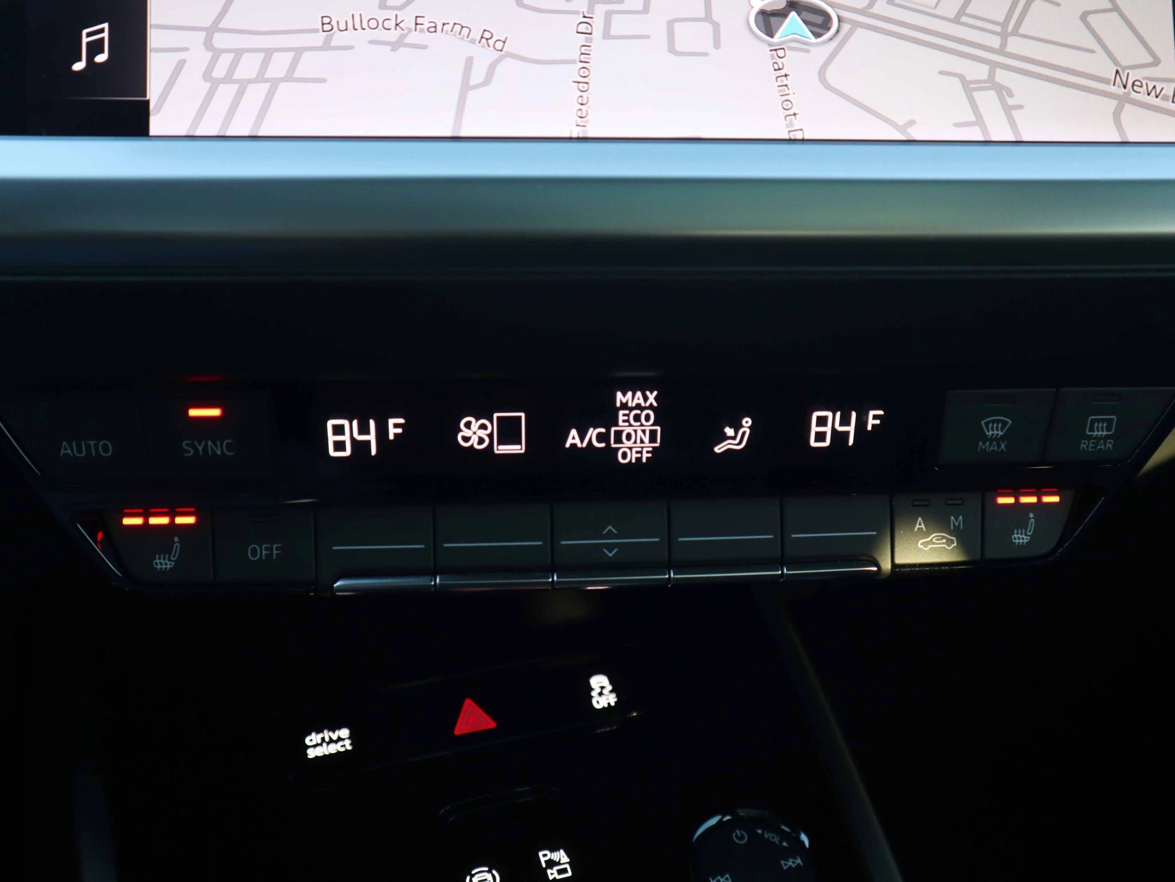 Used 2023 Audi Q4 e-tron Premium Plus w/ Premium Plus image 22