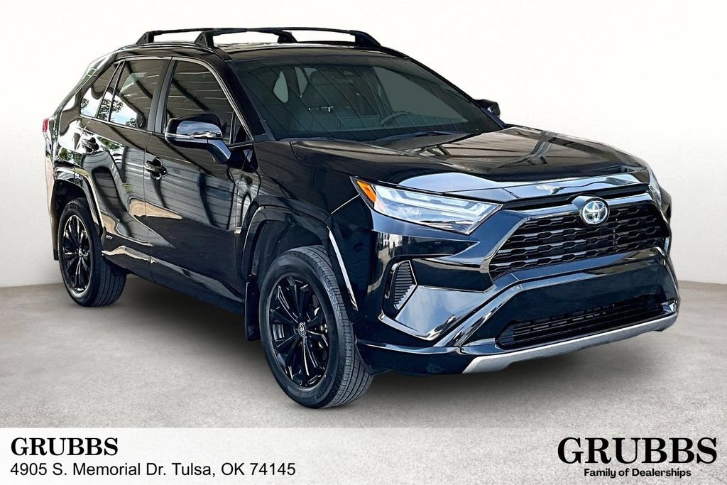 Used 2024 Toyota RAV4 SE w/ Convenience Package