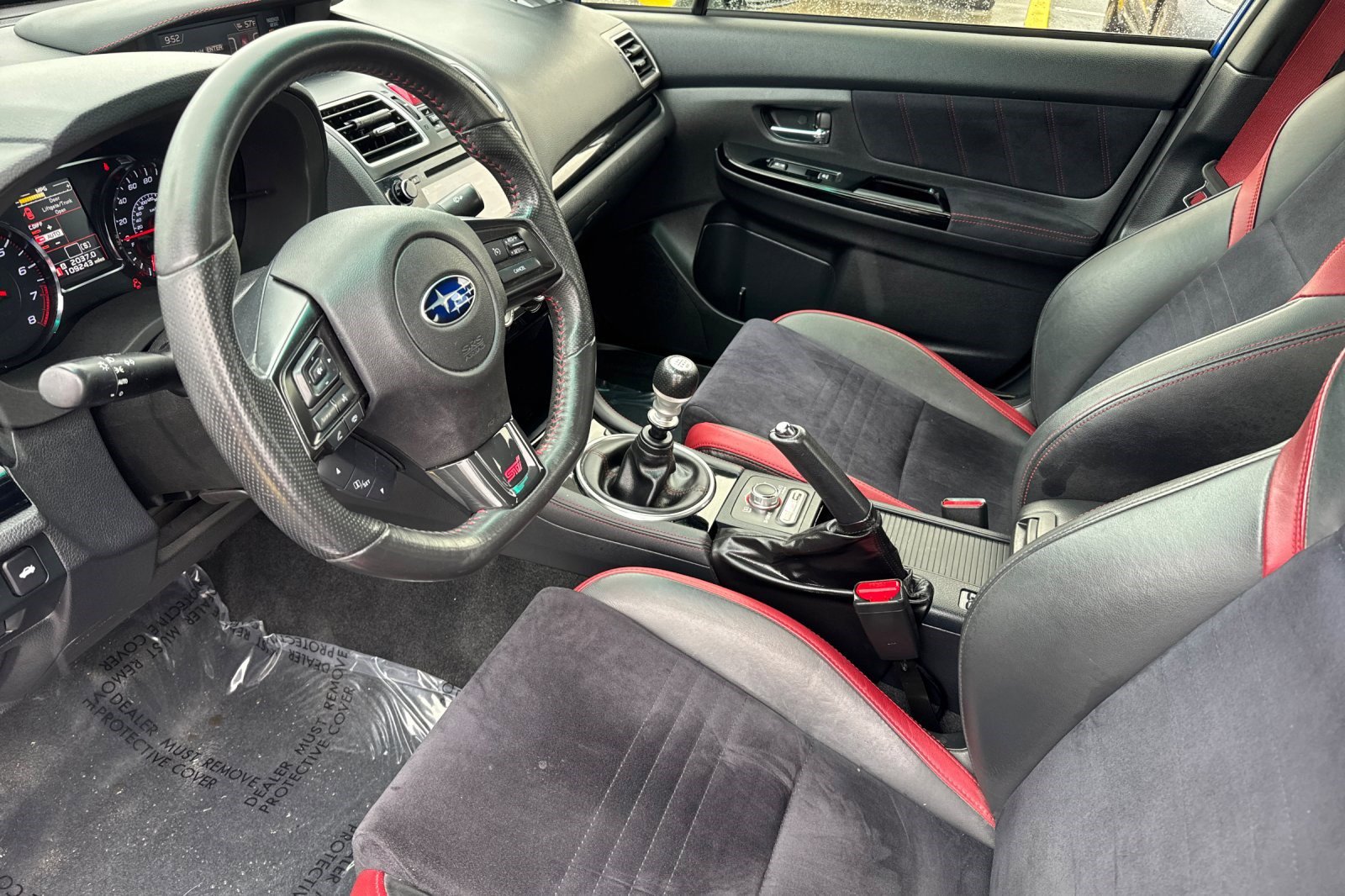 Used 2019 Subaru WRX STI AWD/4WD image 4