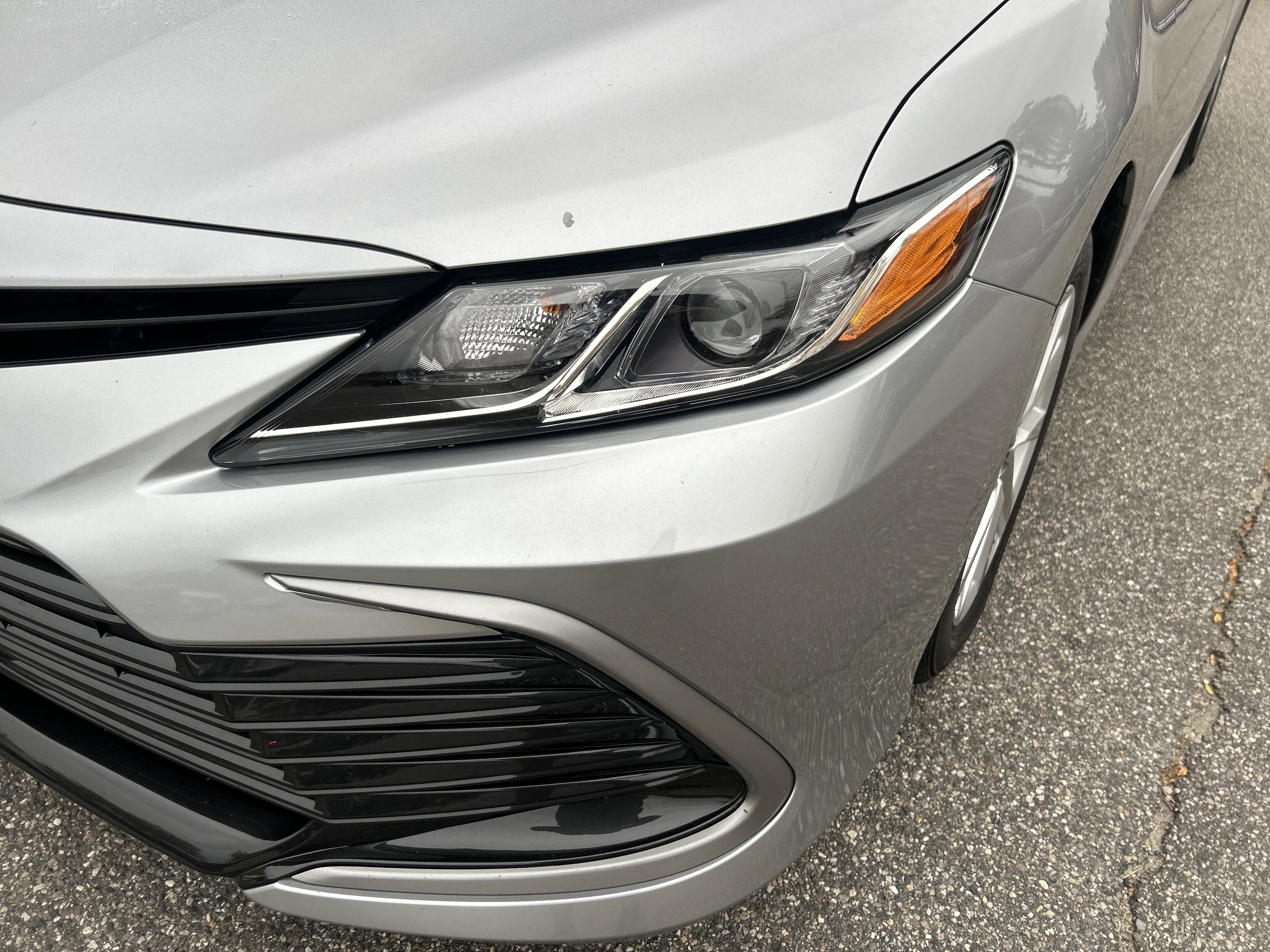 Used 2024 Toyota Camry LE image 9