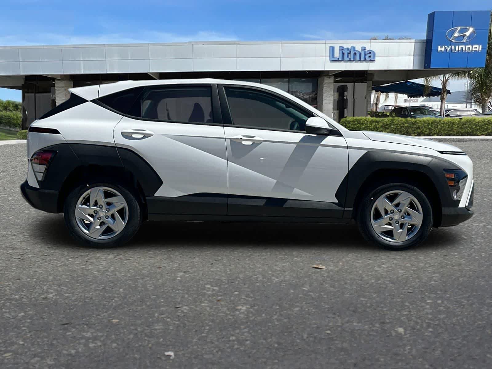 New 2026 Hyundai Kona SE FWD image 9