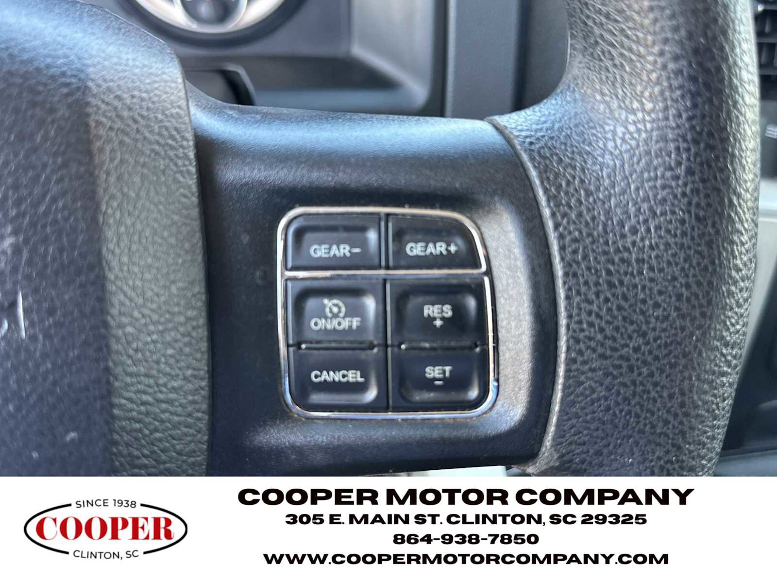 Used 2020 RAM 1500 Classic SLT AWD/4WD image 26