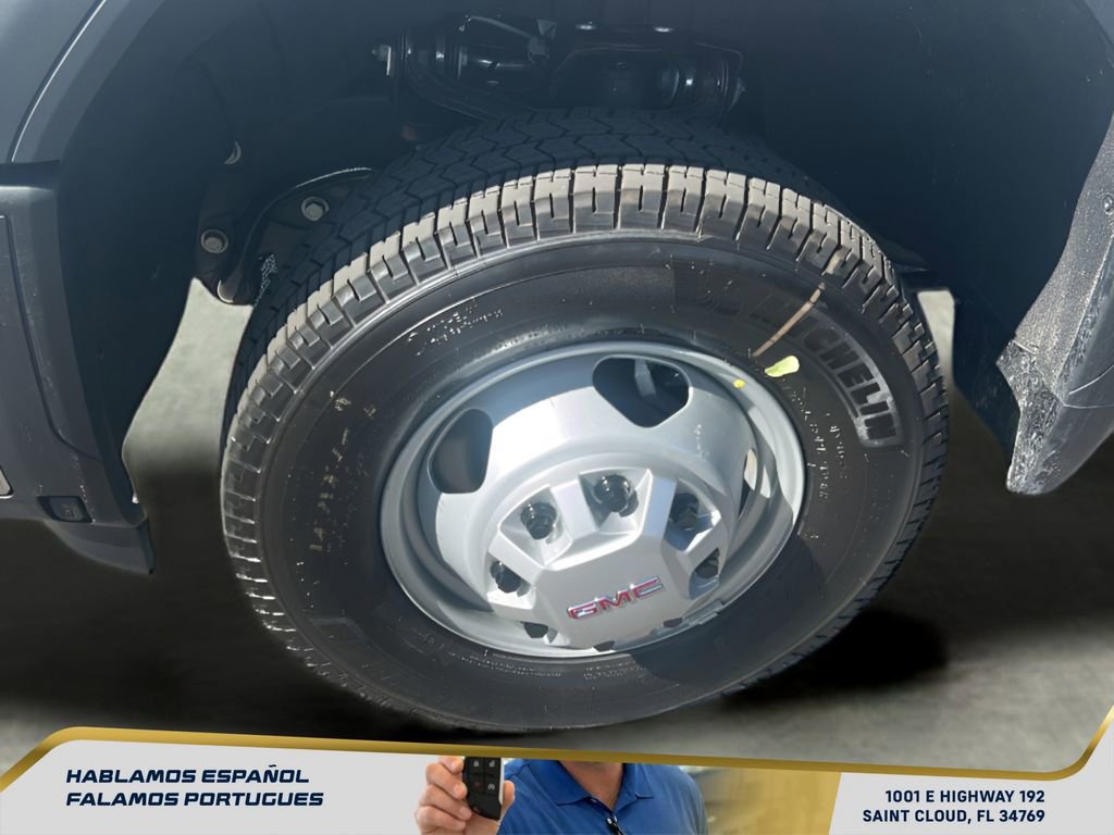 New 2026 GMC Sierra 3500 Pro image 10