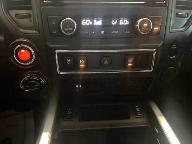 Used 2023 Nissan Titan SV w/ SV Convenience Package AWD/4WD image 21