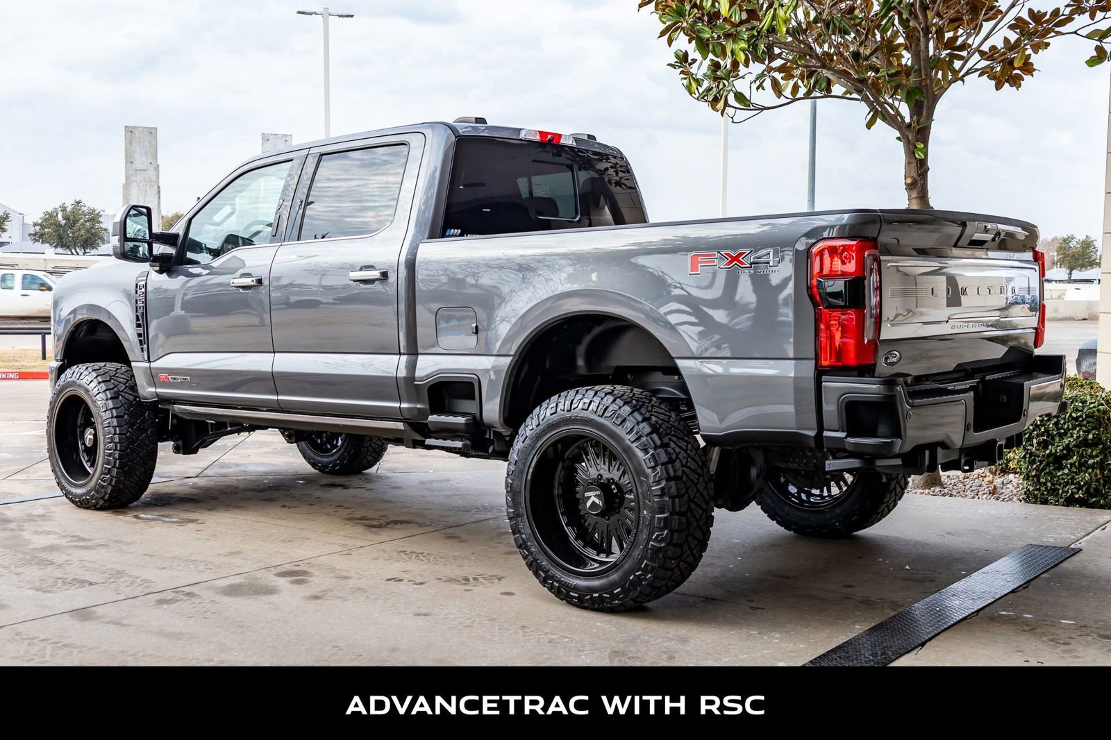 Used 2024 Ford F250 Limited w/ FX4 Off-Road Package image 7