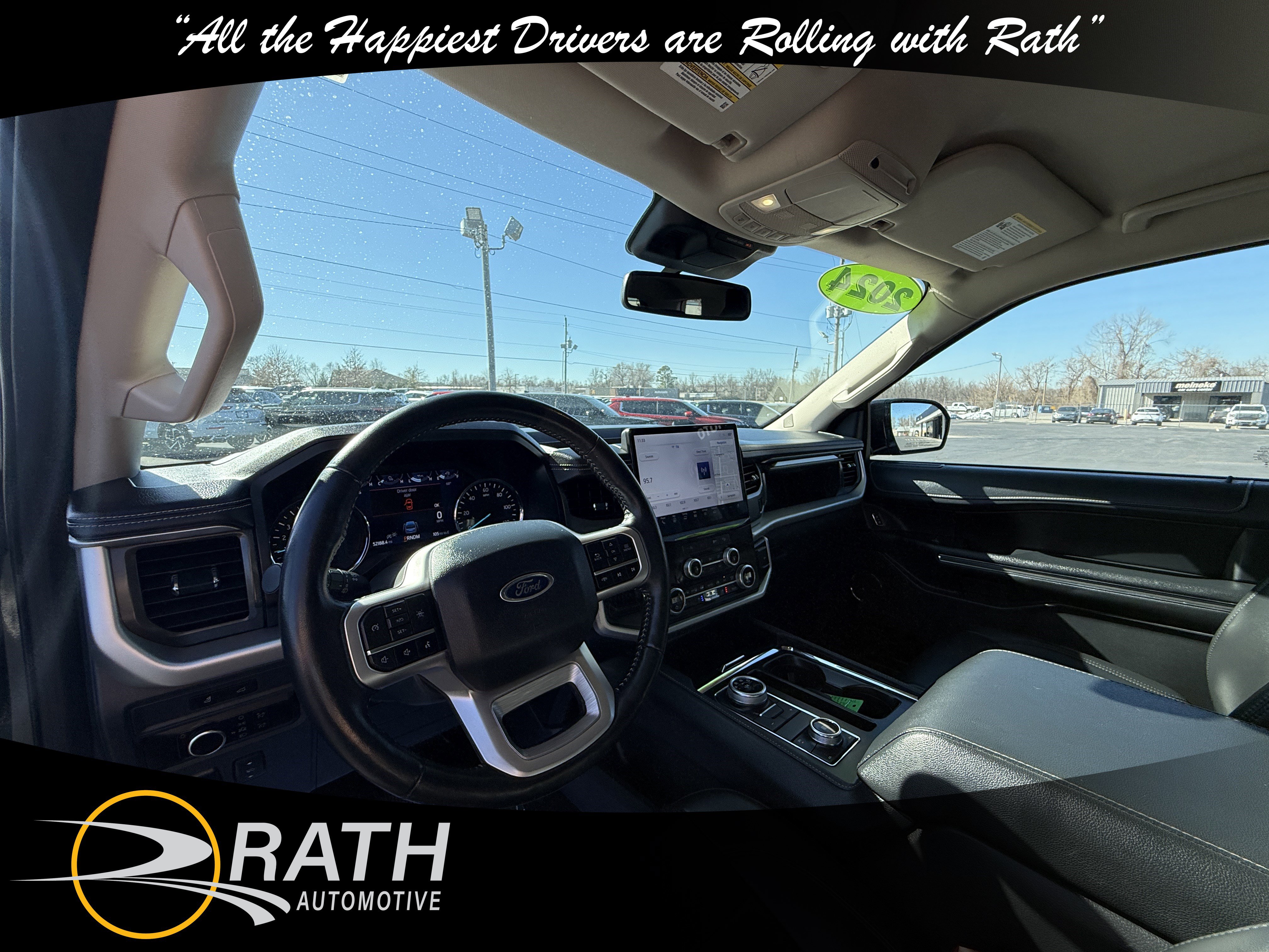 Used 2024 Ford Expedition XLT image 14