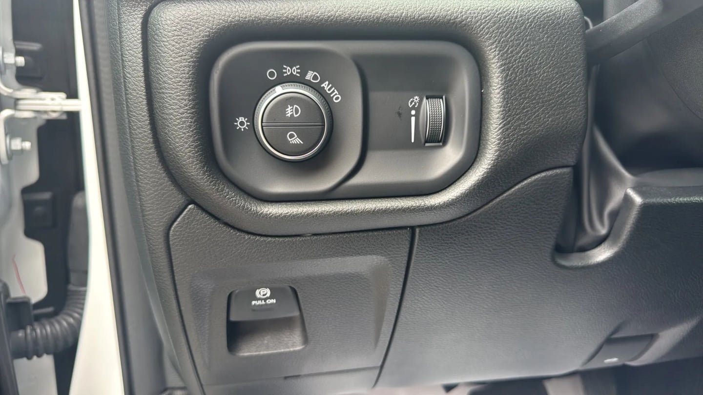 Used 2025 RAM 1500 Tradesman AWD/4WD image 12