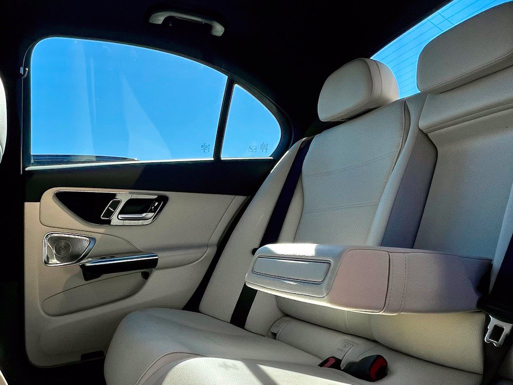 Used 2024 Mercedes-Benz C 300 4MATIC Sedan image 13