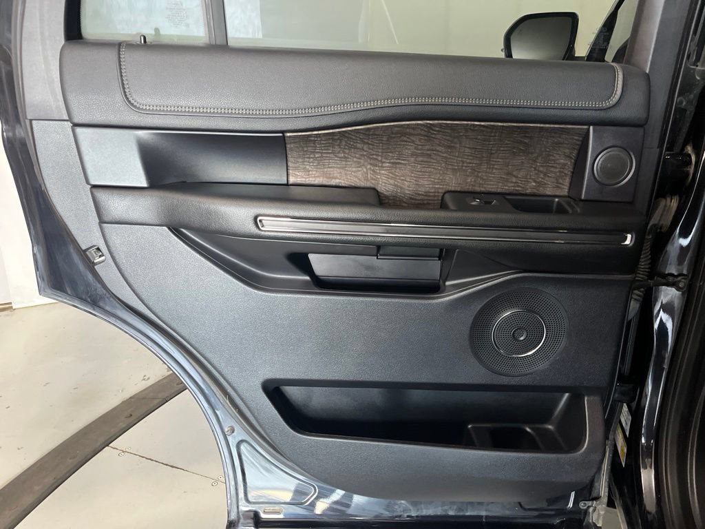 Used 2019 Ford Expedition Limited AWD/4WD image 29