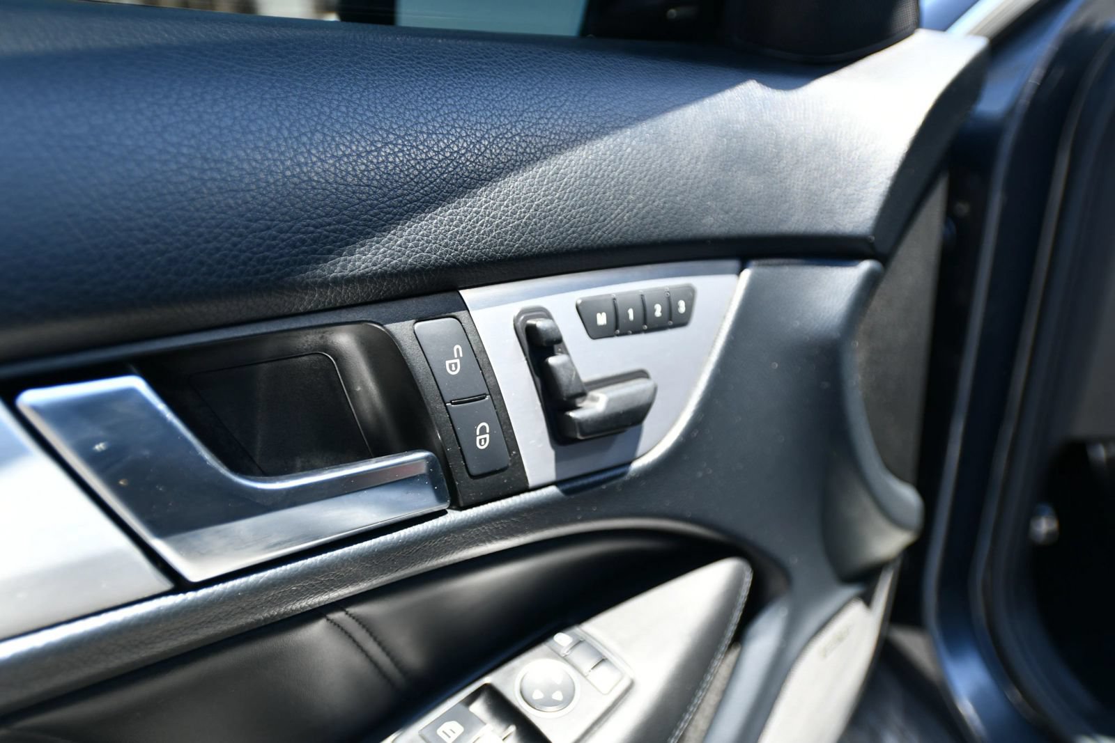 Used 2012 Mercedes-Benz C 63 AMG Coupe w/ Comand 6-disc Pkg image 31