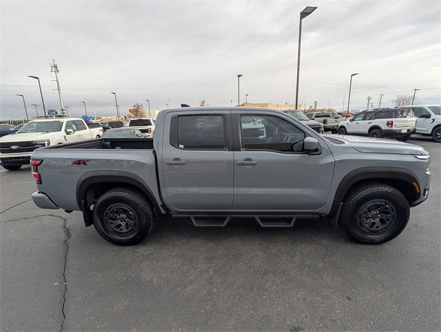 Used 2025 Nissan Frontier PRO-4X image 7