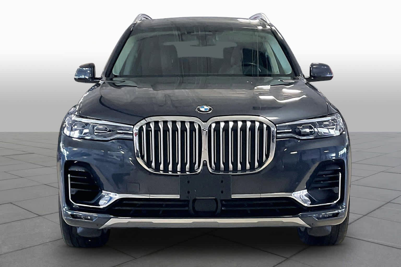 Used 2020 BMW X7 xDrive40i w/ Premium Package AWD/4WD image 3