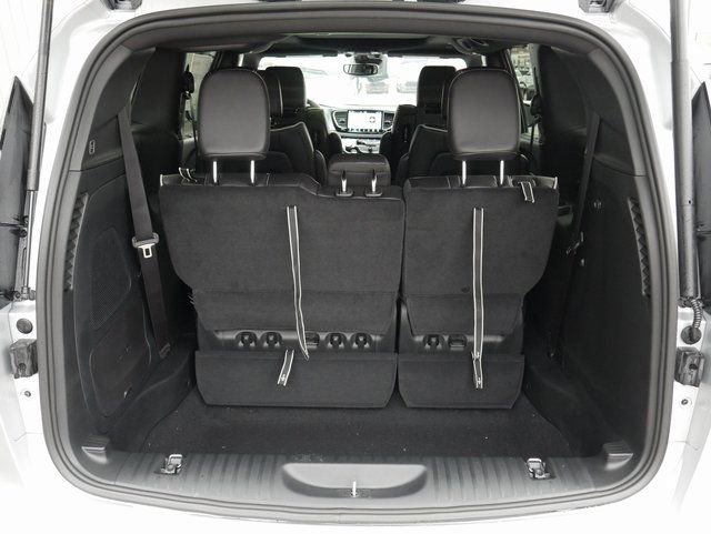 New 2026 Chrysler Pacifica Limited w/ Uconnect Theater Family Group AWD/4WD image 12