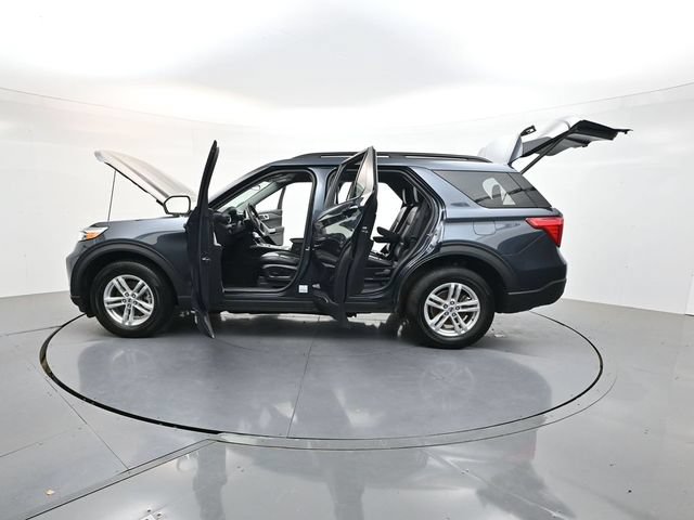 Used 2023 Ford Explorer XLT w/ Equipment Group 202A AWD/4WD image 53