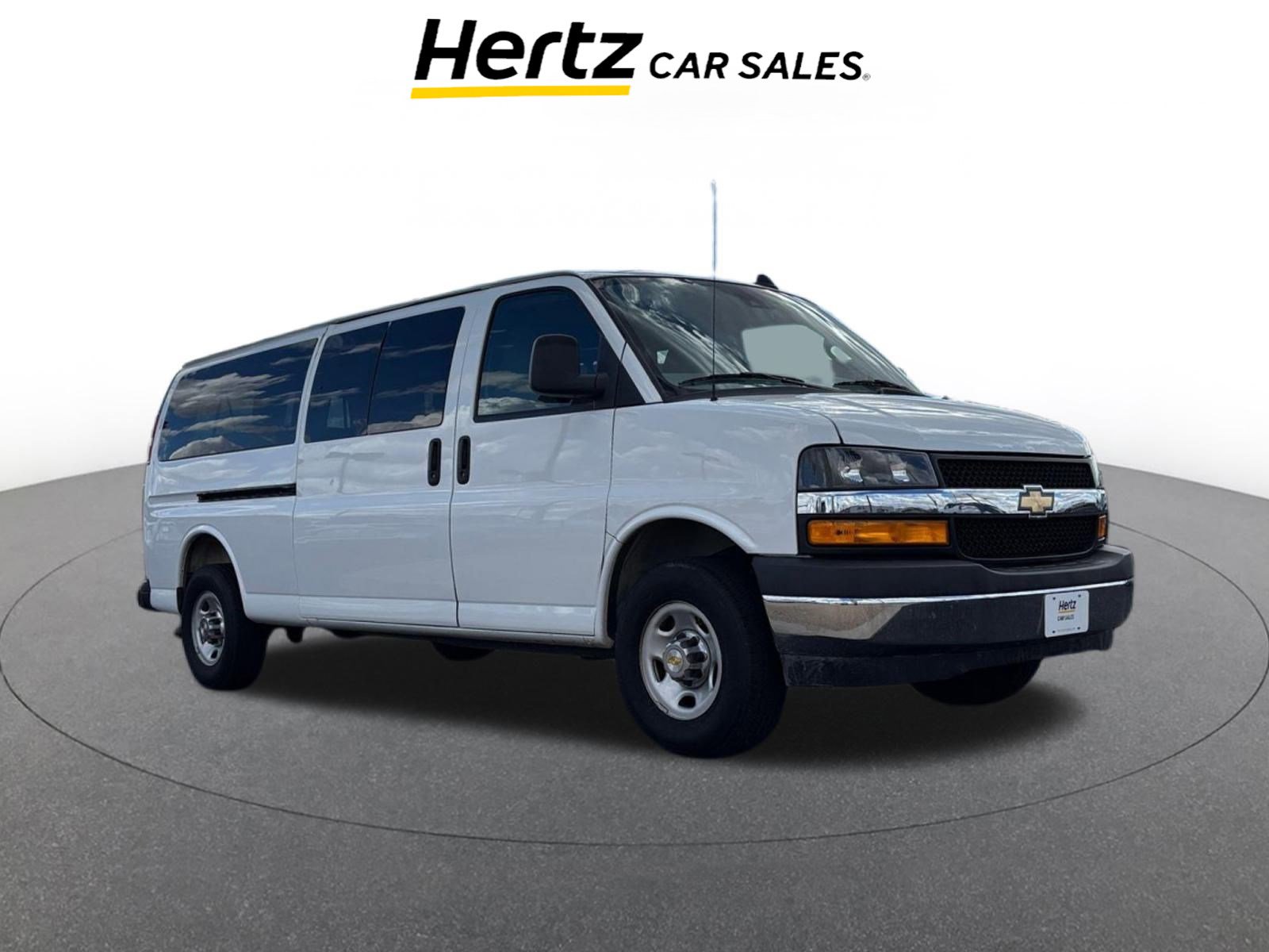 Used 2025 Chevrolet Express 3500 LT w/ LT Preferred Equipment Group image 1