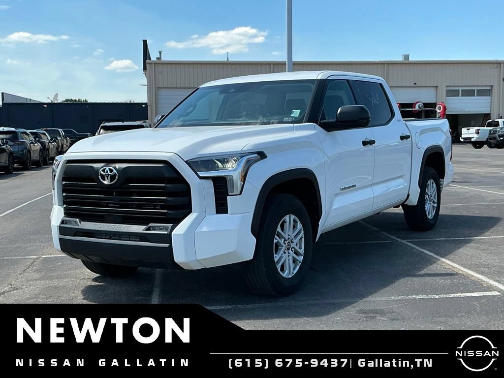 Used 2022 Toyota Tundra SR5 RWD image 3