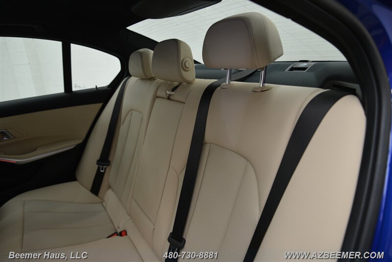 Used 2024 BMW 330i Sedan w/ M Sport Package RWD image 26