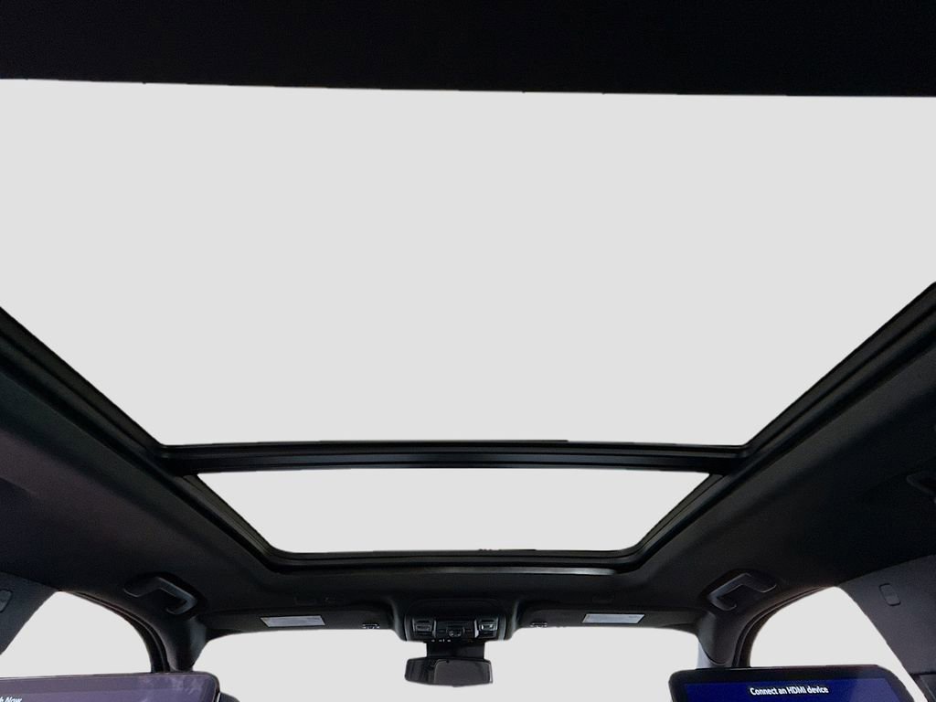 Used 2023 GMC Yukon Denali image 22