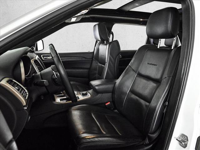 Used 2016 Jeep Grand Cherokee Summit w/ Platinum Series Group AWD/4WD image 17