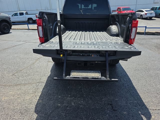 Used 2022 Ford F250 Platinum w/ FX4 Off-Road Package AWD/4WD image 33