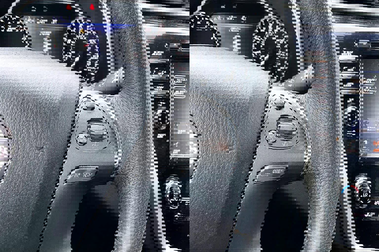 Certified 2024 Nissan Murano SV w/ SV Midnight Edition Package image 45