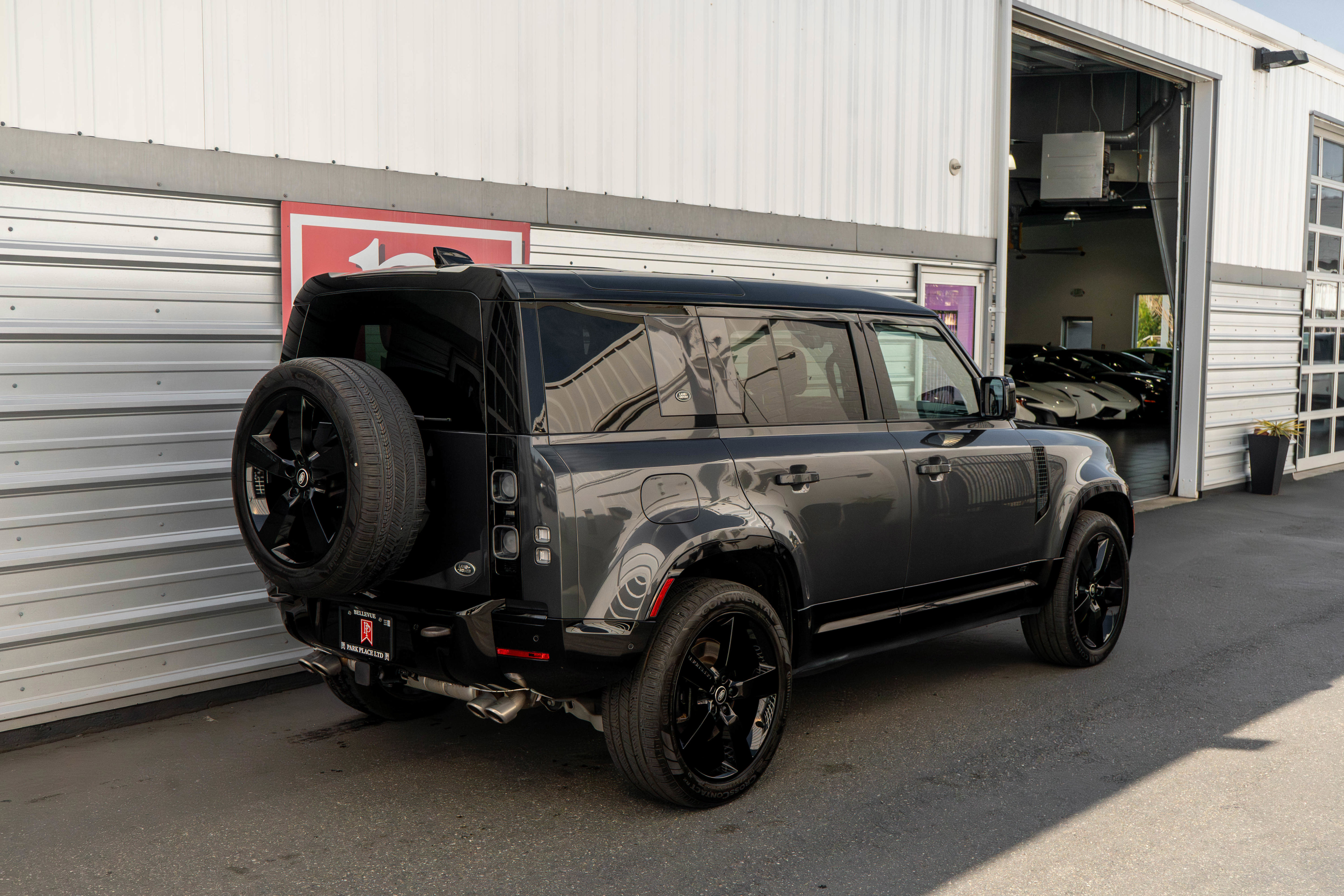 Used 2023 Land Rover Defender 110 Carpathian Edition image 37