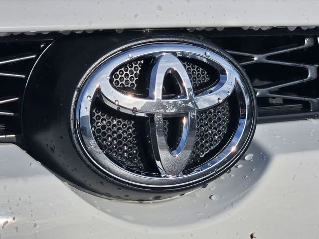 Used 2018 Toyota 4Runner SR5 Premium AWD/4WD image 6
